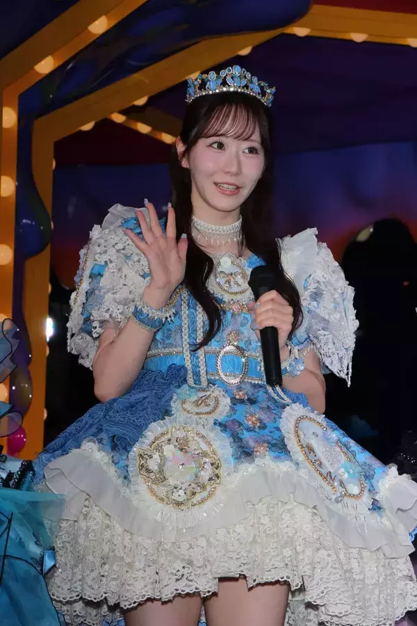 「「鳥肌が立っています」元モンスターガール・真中まな、聖地の後継施設オープンに大コーフン」の画像