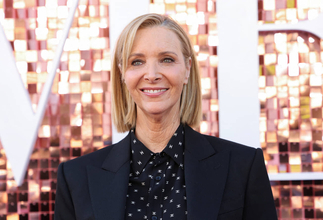 62歳の美魔女女優、ボトックス注射を後悔。「目の炎症や、おでこに変な模様が出た原因」