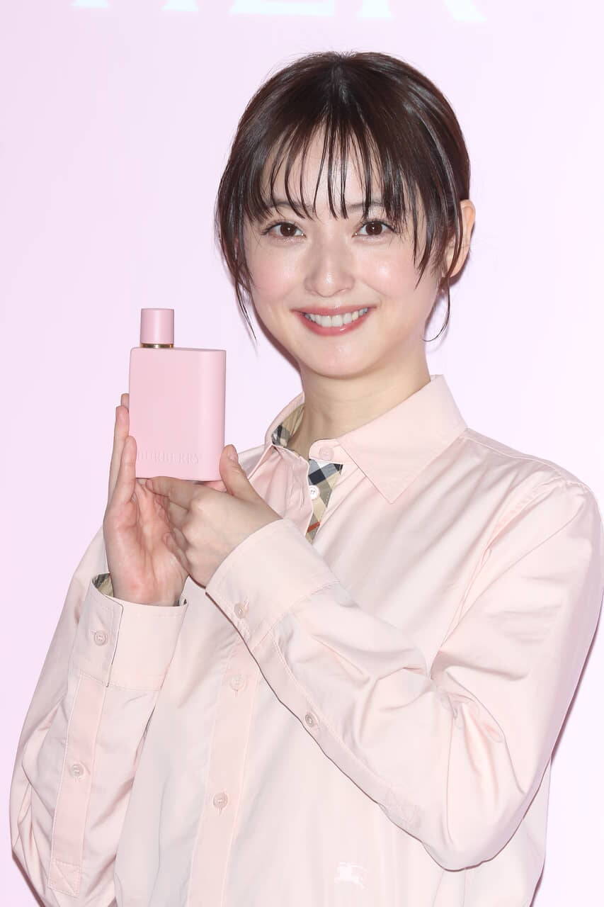 杉野遥亮「坊主頭なので、香水に守ってもらっている感覚」バーバリービューティのイベントで語る。新婚・神尾楓珠の姿も