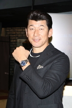 三浦大輔、日本代表に熱烈エール！ブライトリング「侍ジャパンモデル」お披露目会に登場