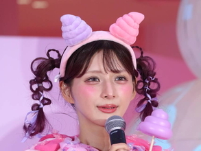 しなこ「うんこカチューシャ」が可愛すぎた！人気ミュージアムの世界観PR