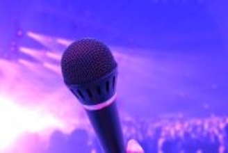 ボディガードの役が生きた!? Snow Man岩本照、パーテーション倒れ…“神対応”