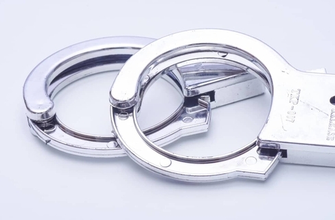 英麻薬ディーラー、自宅に『ホーム・アローン』さながらの危険トラップ設置。懲役7年判決