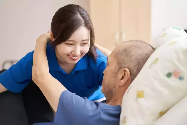 「【脳梗塞】出版局長 17日間の急性期病院を退院しリハビリテーション病院へ……真夜中でも漏らす前にナースコール！【真柄弘継】連載第2回」の画像