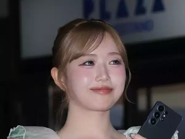 「ME:Iデビュー2周年！赤坂での初点灯式にウットリ。MOMONA「初心を忘れずに歩んでいきたい」」の画像