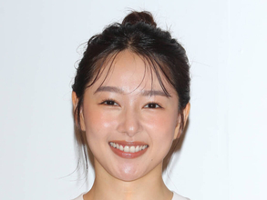 桜井日奈子がユニクロ✕Bリーグイベントに登場。オリジナルバスケTシャツづくりに挑戦