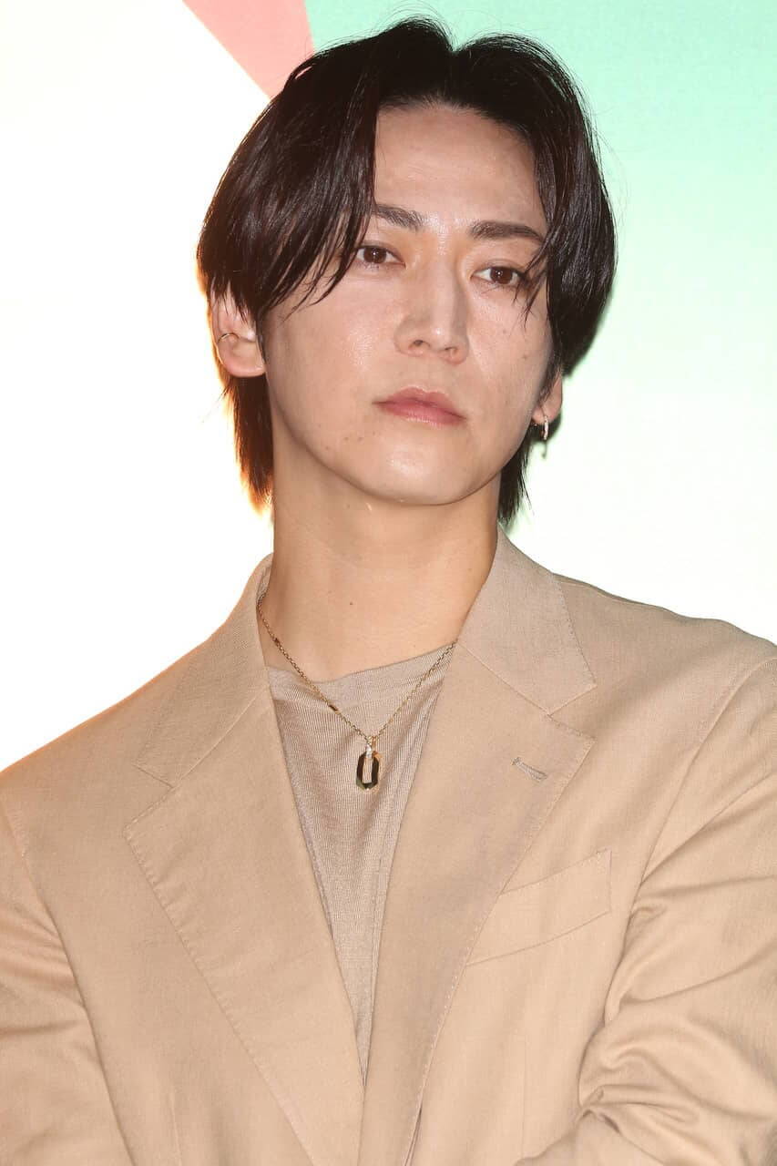 亀梨和也＆本田翼、キラキラダイヤで登場！亀梨のまだ光っていない部分は「SNS投稿」