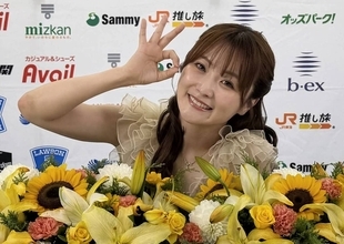 人気女子プロレスラーなつぽいが引退発表！夫・鷹木信悟との夫婦タッグ結成ある？