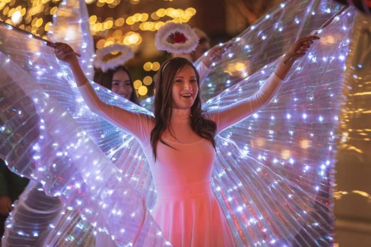 スペクタクル ナイトパレードを見ずに死ねるか Usjを100倍楽しむ方法 Part 10 日 英 中 Trilingual 年7月3日 エキサイトニュース スペクタクル ナイトパレードを見ずに死ねるか Usjを100倍楽しむ方法 Part 10 日 英 中 Trilingual 年7月3日 エキサイトニュース