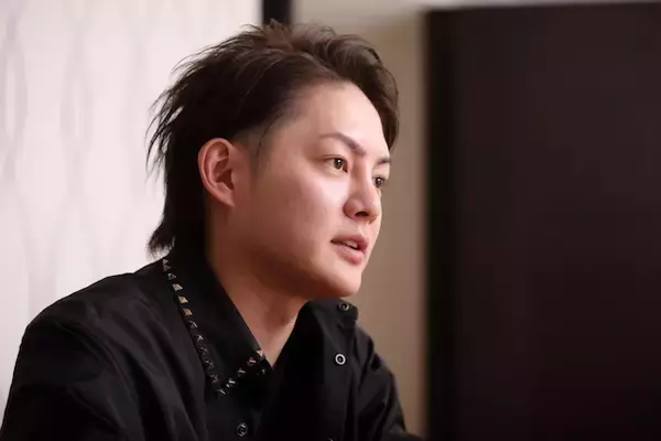 「【青汁王子「語り下ろし」】19歳で5000万以上の利益「お金って、こんな簡単に儲かるものなのか」《年商131億！ 絶望と希望の真実②》」の画像