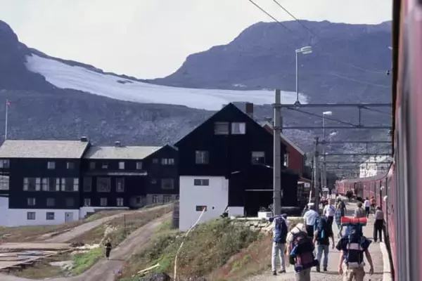 「北欧屈指の絶景路線をたどりベルゲンへ」の画像