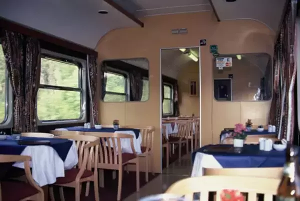 「北欧屈指の絶景路線をたどりベルゲンへ」の画像