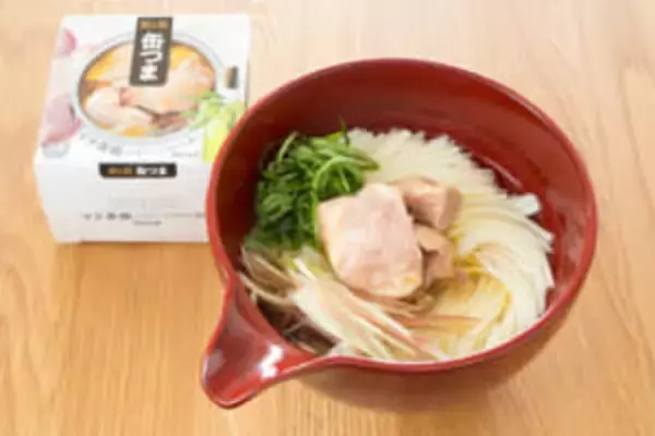 「夏に食べきれなかったそうめん+マテ茶鶏缶で極旨肉麺！　」の画像
