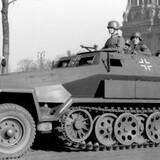 「ドイツ装甲師団を支えた「鉄火場の装甲タクシー」の本命となった万能車Sd.Kfz.251」の画像2
