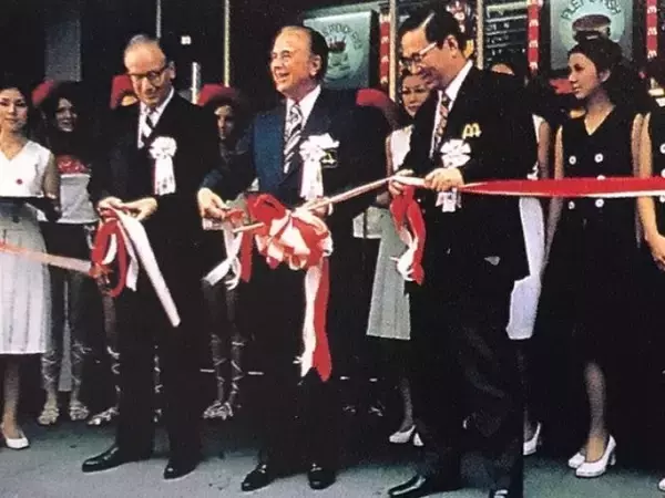 7月20日「ハンバーガーの日」は常識を変える「イノベーション記念日」でもあった