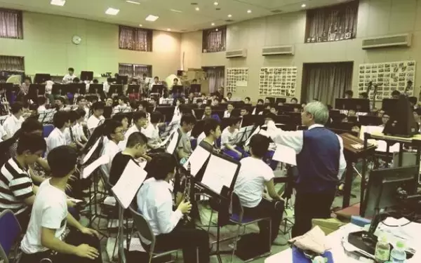 「吹奏楽部員たちの“人生の教訓”となるコトバ―「丸ちゃん」が教えてくれた「謙虚たれ」」の画像