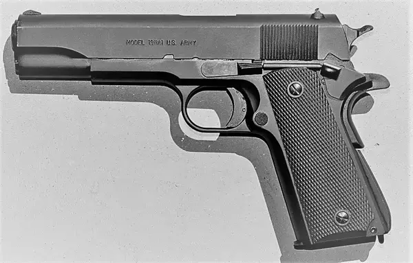 「コルトM1911A1ガバメント～“ハンドキャノン”の渾名で呼ばれる制式化以来100年を超えた名銃～」の画像