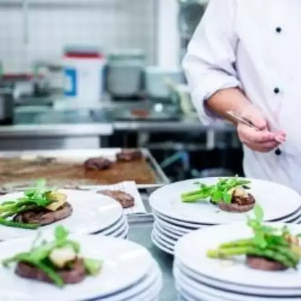 「明治天皇、肉を召し上がる。文明開花の波は天皇の食事にも　～日本人の暮らしぶりと食の歴史～」の画像