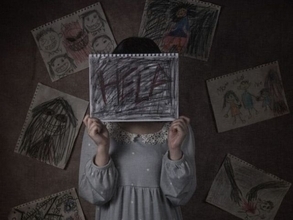 最近隆盛の毒親漫画に見られる性的虐待。家庭や家族に油断してはいけない理由