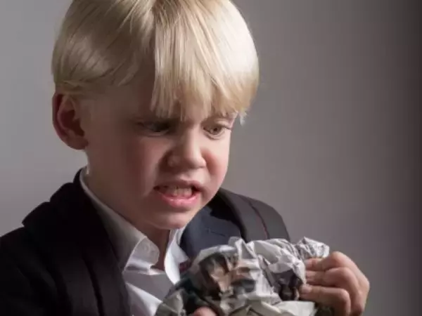 「子どもには怒るな！叱りなさい！現役保育士が教える子どもとの接し方」の画像