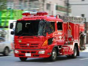 ディズニーランドで火事が起きたら消防車はどこから来るのか？