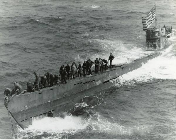 史上最悪の損傷を被ったにもかかわらず帰還した 第二次大戦時ドイツ軍の Uボート 2017年10月4日 エキサイトニュース