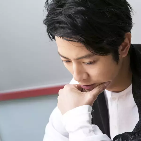 「溝端淳平の21歳「大学生活が羨ましいと思ったこともあります」」の画像