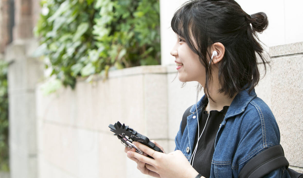 妄想イヤホン半分こ！ 今、かわいい女の子は何を聴いているか聞いてみた。（１）