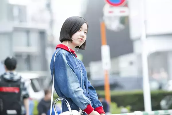 「妄想イヤホン半分こ！ 今、かわいい女の子は何を聴いているか聞いてみた。（１）」の画像