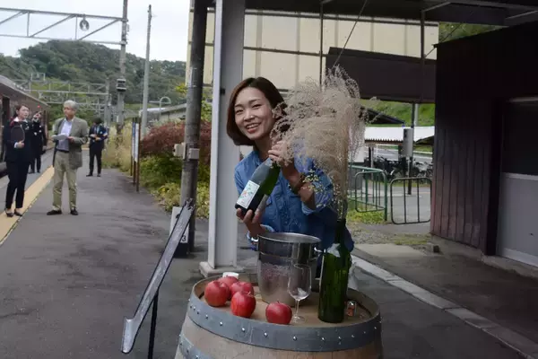 「しなの鉄道の観光列車「ろくもん」北信濃雪見酒プラン試乗会」の画像