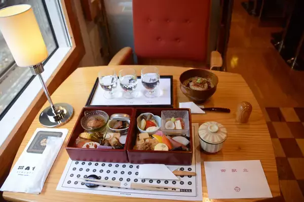 「しなの鉄道の観光列車「ろくもん」北信濃雪見酒プラン試乗会」の画像