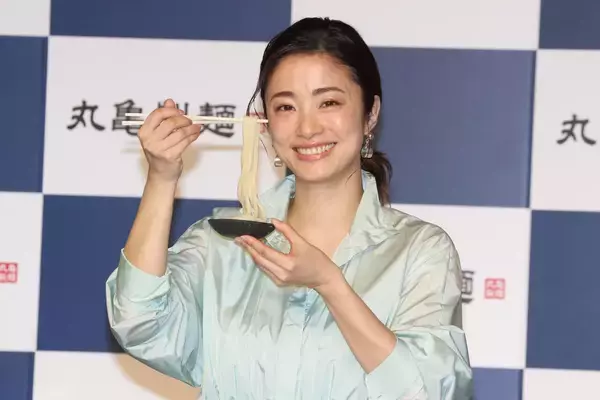 「本物とは何か？」女優・上戸彩が麺職人に注目する理由