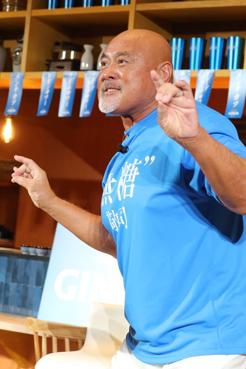 吉岡里帆「なんで第一号のお客様が武藤さんだったのか謎が解けました」アノレスラー接客
