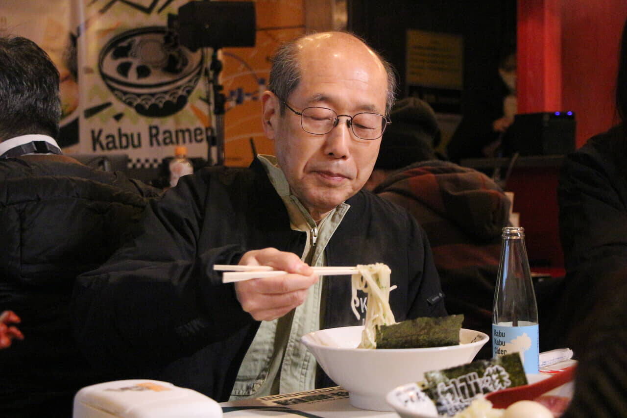 投資音痴の日本人に「農業的な投資」のススメ。桐谷さん「配当と優待をいただいて人生を楽しむ」