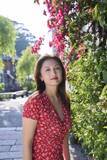 「伝説のミューズ・井上晴美「大人の色香を大胆に！」衝撃の豊満プロポーションを披露」の画像1