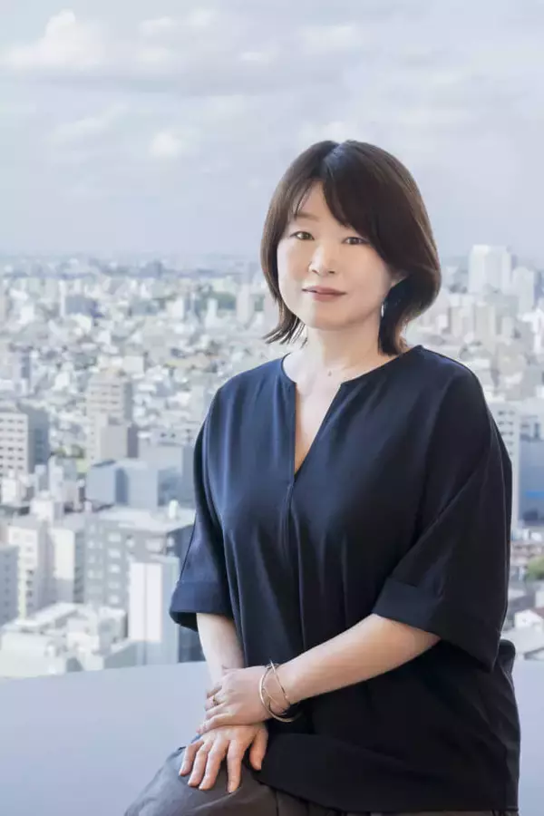 「【凪良ゆうインタビュー#3】更年期障害というトンネルを抜けることができた時にはそれを題材にした小説を書きたい」の画像