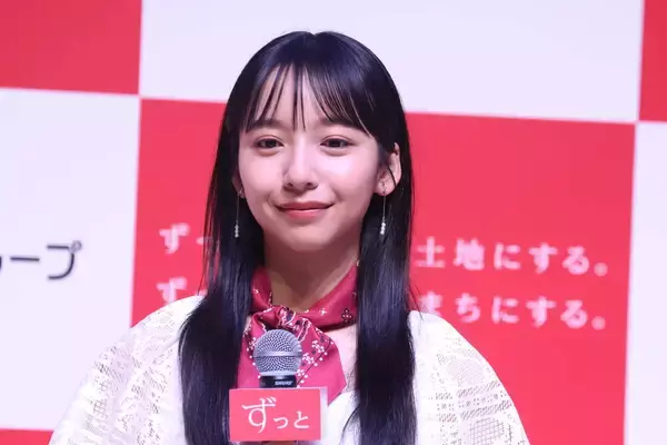 「過去の遺産でメシを食わない」山之内すずが感銘を受けた、64歳レジェンド俳優の教え