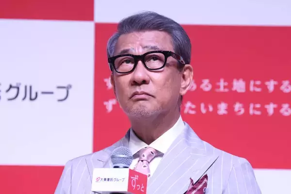 「「過去の遺産でメシを食わない」山之内すずが感銘を受けた、64歳レジェンド俳優の教え」の画像