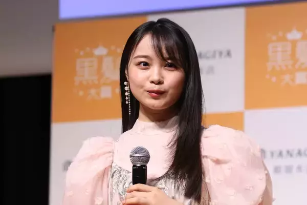 「日本の“黒髪美女”、ツートップが決定！白鳥玉季、髙木美帆が自慢のヘア魅せつけ」の画像