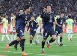 「サッカー日本代表、ブラジルに大逆転で歴史的初勝利！4万5000ファンが歓喜」の画像1