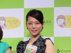 「SHAZNA」のボーカルIZAM、元人気グラドル吉岡美穂と離婚 結婚20年目で決断