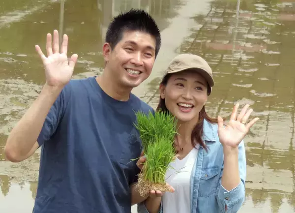 鳥取県をディスった宮崎謙介氏、妻・金子恵美氏とともに「水木しげるロード」を自腹訪問しまさかの展開に…