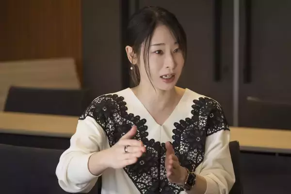 「お金に振り回されない人生を送るために！ 今真剣に考えておくべきこととは何か【佐藤舞インタビュー第2回】」の画像