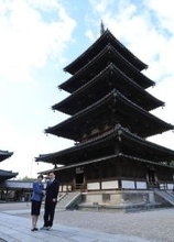 日韓首脳、奈良・法隆寺を視察！「日韓協力の象徴」関係強化へ