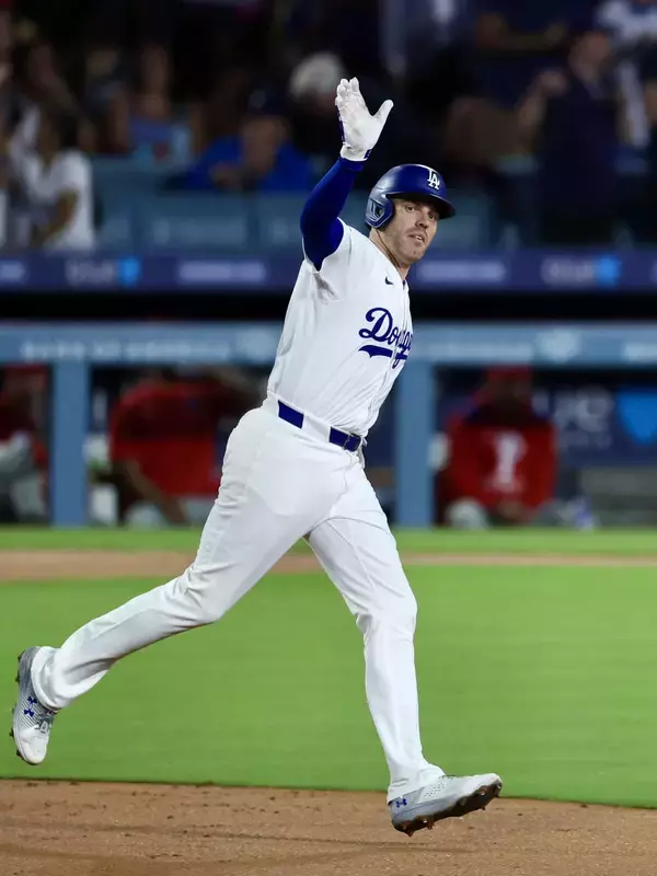 ド軍フリーマン、サヨナラ弾！大谷翔平は驚異の9連続出塁！ブルージェイズ、18回に力尽きる