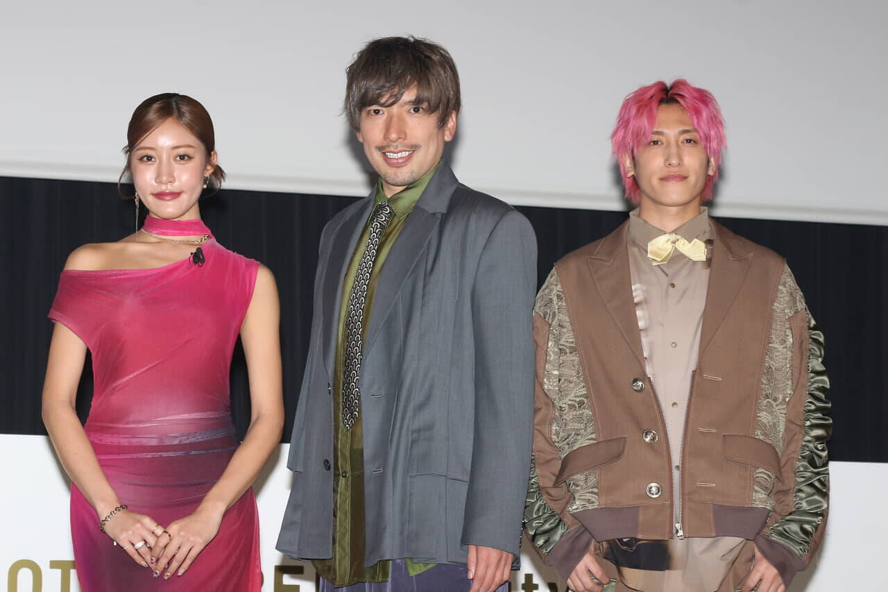 王林「毛と毛の間から見える目ってセクシー」独特表現で、好きな男の髪型語る