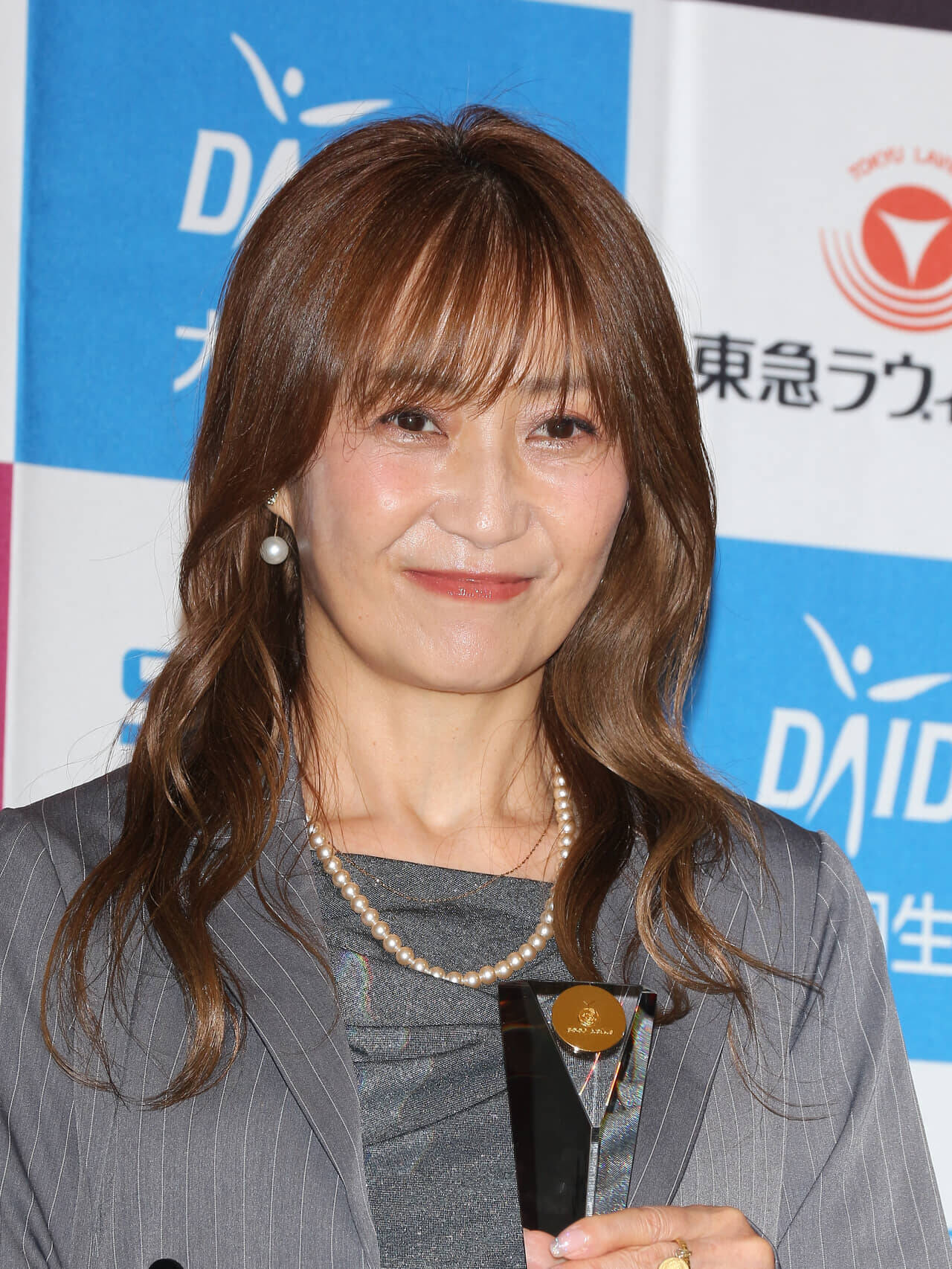 嘘だろ？沢口靖子、61歳の衝撃。「私の言葉の中に『老ける』というのはない」 天童よしみも対抗