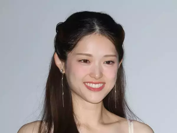 松村沙友理「もしかして運命共同体かも！？」 “りんご”つながりのハローキティがサプライズ登場