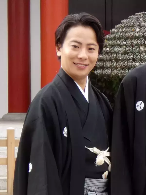 歌舞伎俳優・中村鶴松容疑者を現行犯逮捕！「覚えていない」…飲食店のドア蹴って破壊