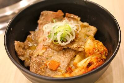 “自由にアレンジ”食べ放題が秘かにブーム？メニュー提案型で売上向上の専門店も